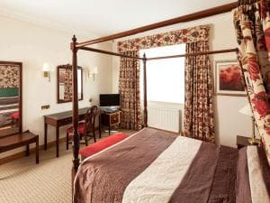 Mercure York Fairfield Manor Hotel Image 3