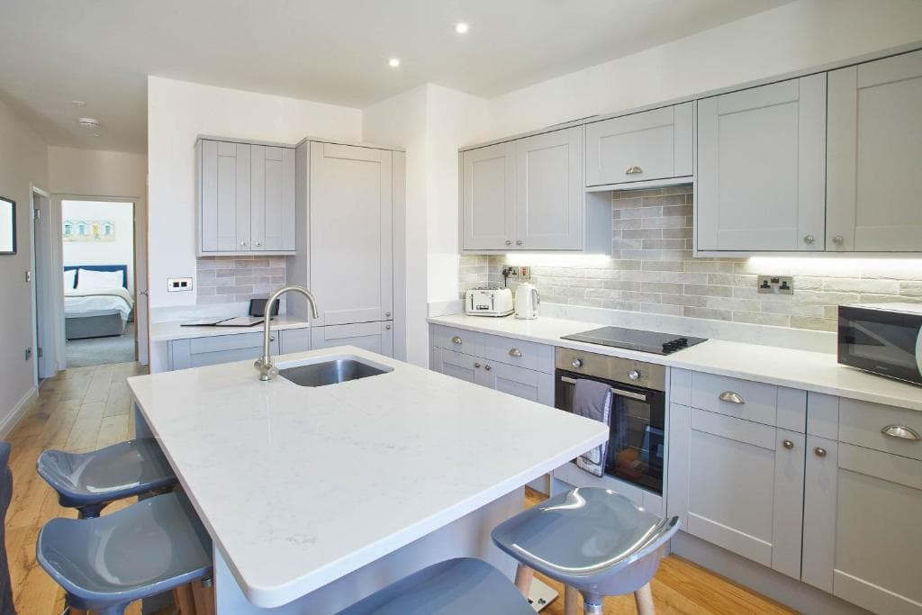 Host & Stay - The Birds Nest Apartment Image 1