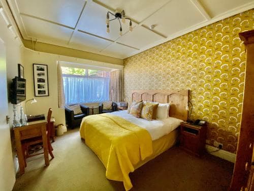 Newton House Image 2