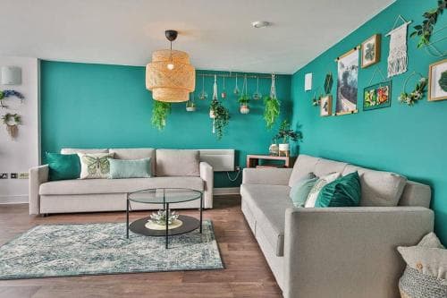 No1. The Exclusive Gem of Leeds Image 3