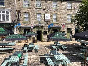 The Black Swan Hotel Image 3