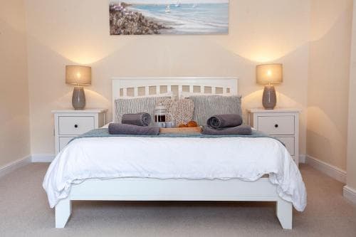 Clarence Cottage Image 3