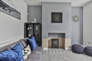 Refurbished Plush Property Great Transport Links Image 3