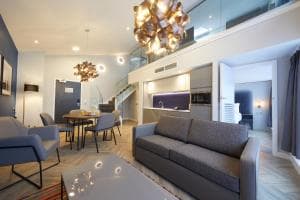 Roomzzz York City Image 3