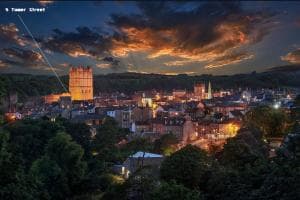 16th Century 1 Bedroom Cottage (adjacent 10th Century Richmond Castle) Image 1