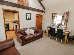 Stable Cottage, Scarborough Image 1