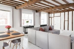 York City Unique Apartment - Coffee Yard Image 2