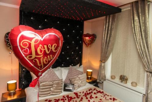 Aphrodite Suites Image 3