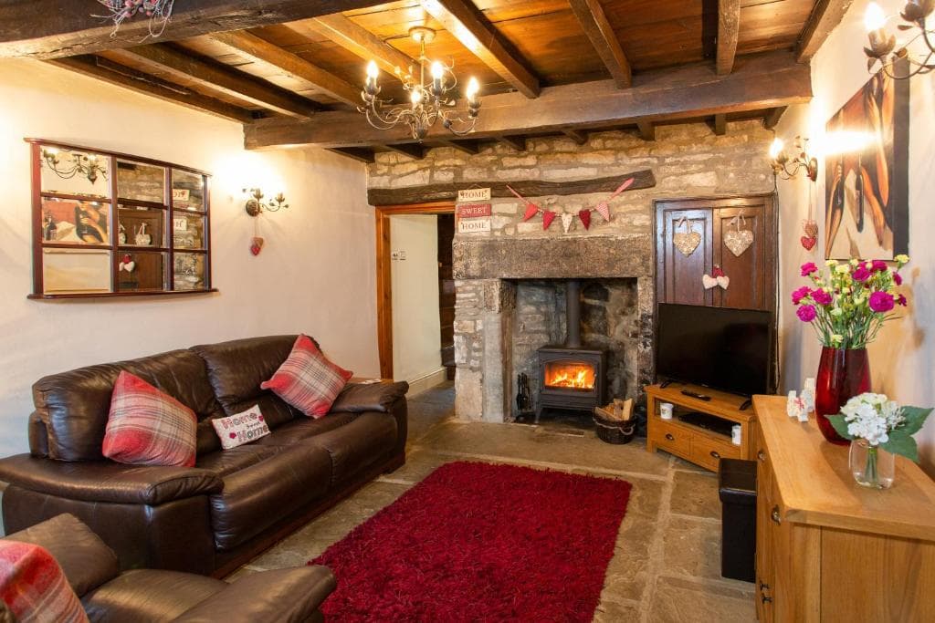 Poppy Cottage Image 1