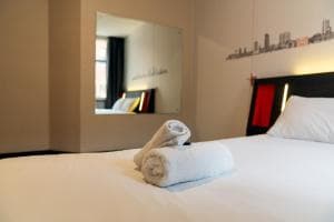 easyHotel Leeds Image 2