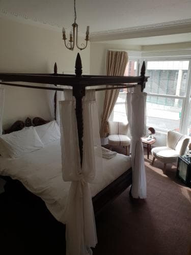 The Camberley Image 8