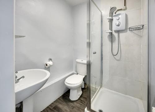 Grey Stone Studio Apartments Image 3