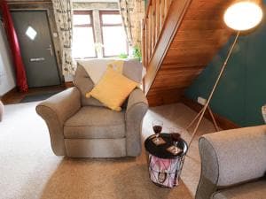 3 Little Hollin Hey Image 2