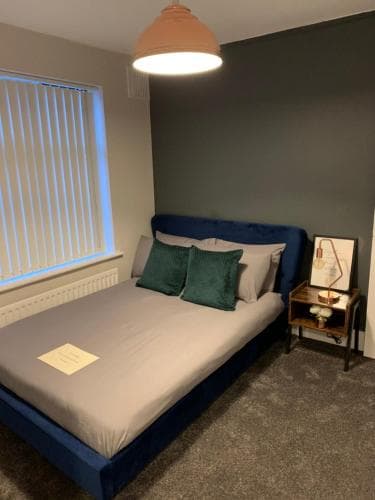 Laurel Street Image 2