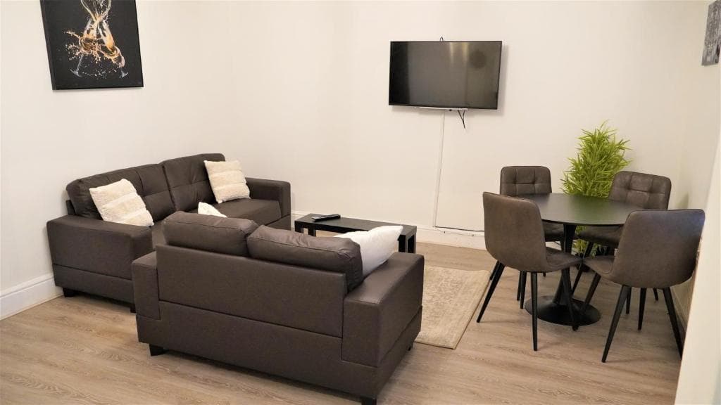 Copperfield House Image 1