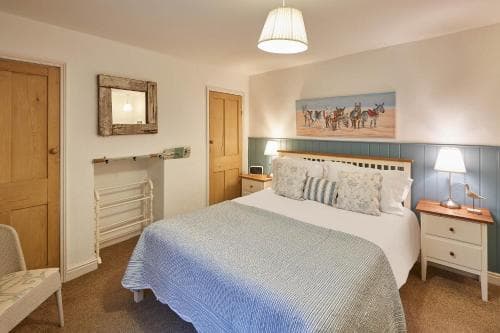 Host & Stay - Seashell Cottage Image 3
