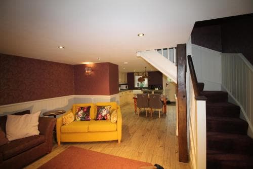 Drake Cottage Image 2