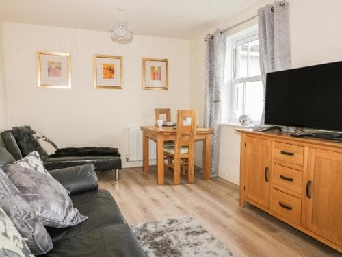 Puffins Perch Image 2