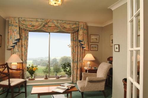 Shallowdale House Image 3