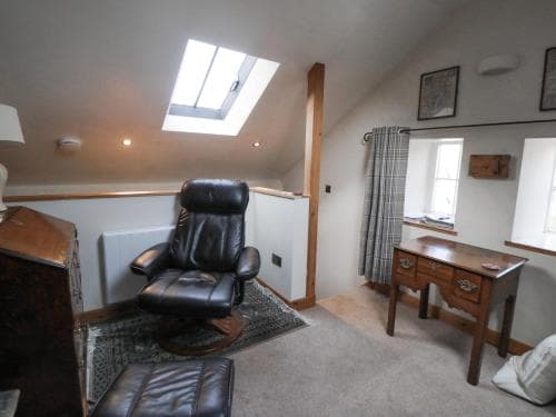 11 Main Street Image 3