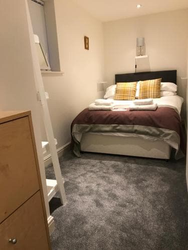 Stoker's Retreat Image 3