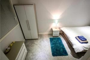 StayZo Modern Studio Apartment 1 in Bradford City Image 2