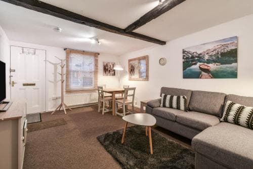 Millers Cottage-Free allocated parking Image 3