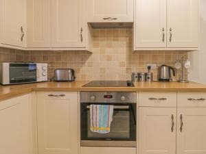 Elmwood Cottage Image 2