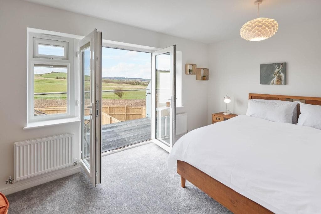 Host & Stay - Highfield House Image 1