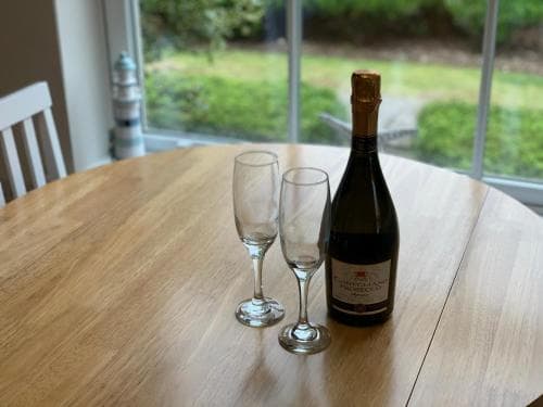 Sunrise Corner, The Bay Filey, Wi-Fi, pets, pool Image 3