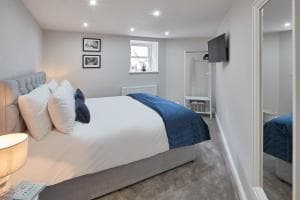 Host & Stay - Green View Image 5