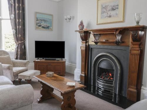 Park View Apartment Image 3