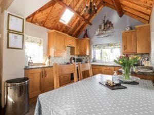 Stable Cottage, Whitby Image 2