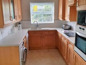 Beverley Central Townhouse Free Parking Sleeps 8 Image 2