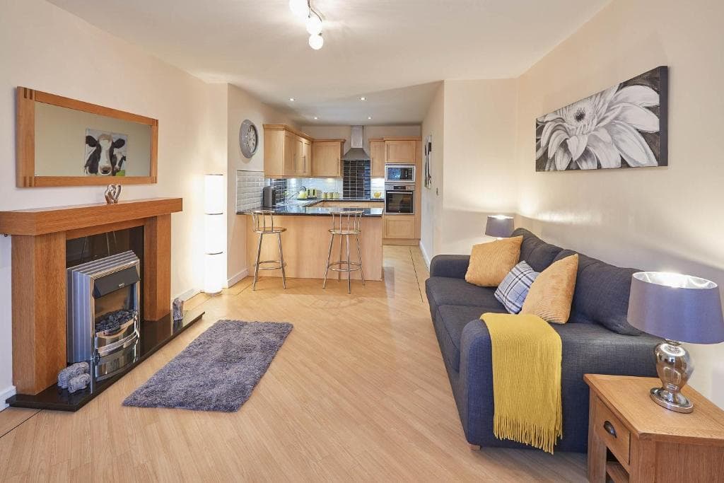 Host & Stay - Royal Sands Image 1