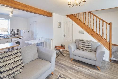 Host & Stay - Robins Den Image 3