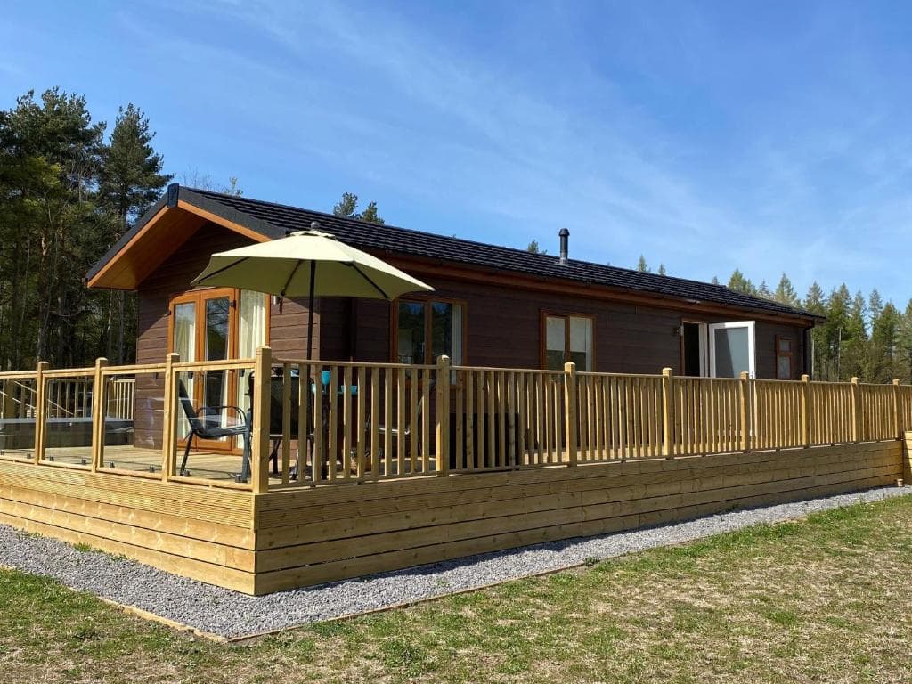 Hollicarrs - Sunflower Lodge Image 9