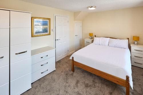 Host & Stay - Cobblers Cottage Image 3