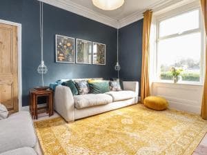 Castlewood Cottage Image 2