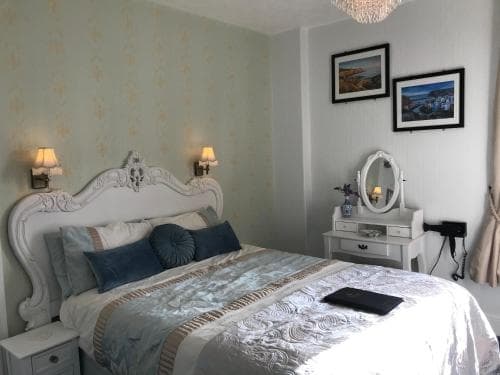 Norman Guest House with Free Parking Image 2