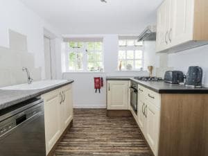 Chestnut Cottage Image 3