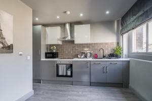 Hotl Aparts Huddersfield Central Image 1