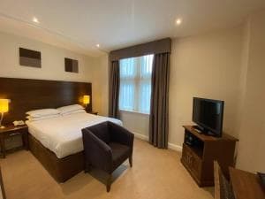 Cave Castle Hotel & Country Club Image 2