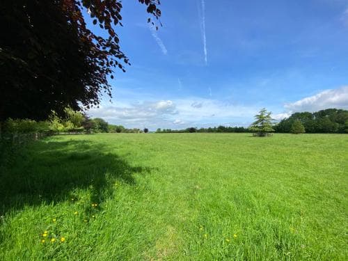 Country Barn on the Hill Image 2