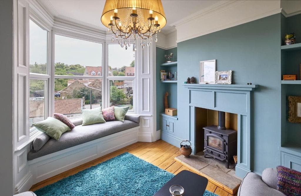 Host & Stay - Isla House Image 1