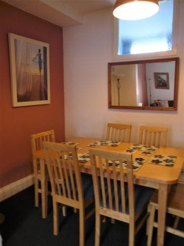 Apartment 3 Marina Holiday Apartments Image 7