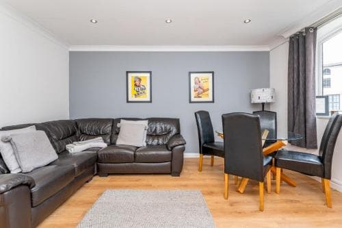 Pass the Keys St George's House centrally located in Coppergate Image 2