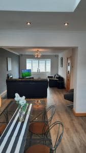 Impeccable 5-Bed House in Stockton-on-Tees Image 1