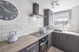 Host & Stay - Little Acorn Apartment Image 10