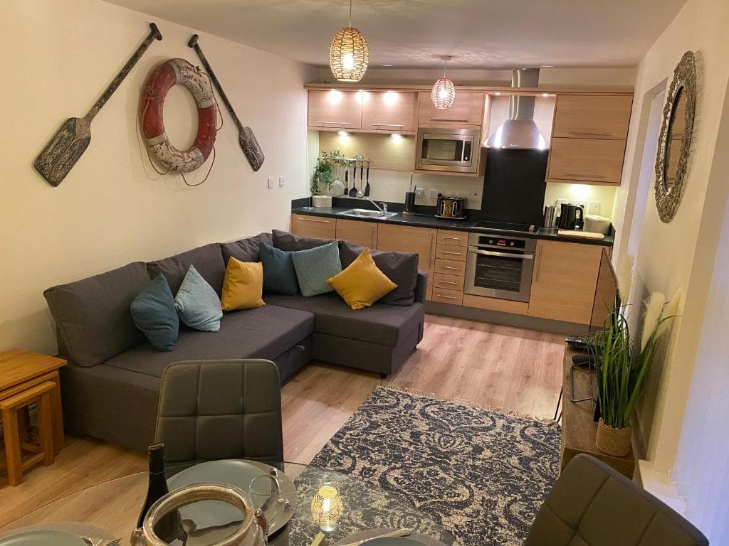 Saltwater Apartment Image 1